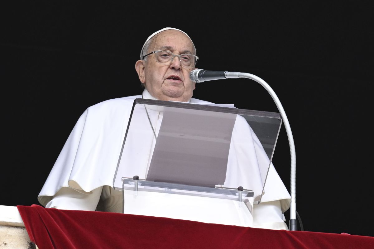 Papa, Santa Sede “La notte è trascorsa bene, sta riposando”