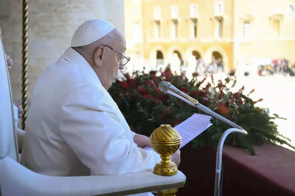 Papa, notte tranquilla per Francesco. questa mattina ha fatto colazione